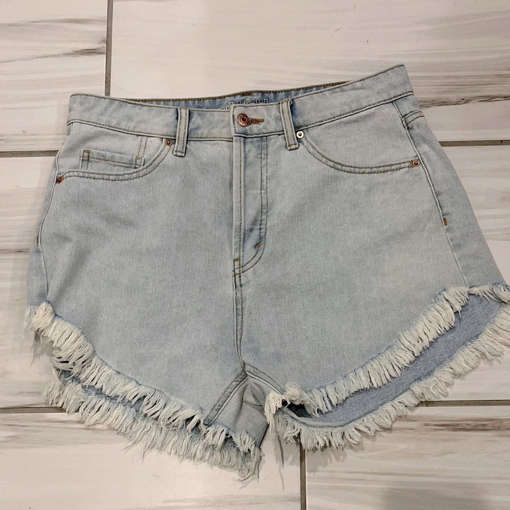 Denim Cut Off Shorts.